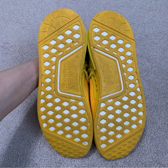Size 11 Mens - adidas NMD Human Race x Pharrell Sneakers Yellow GY0091 - Picture 8 of 10